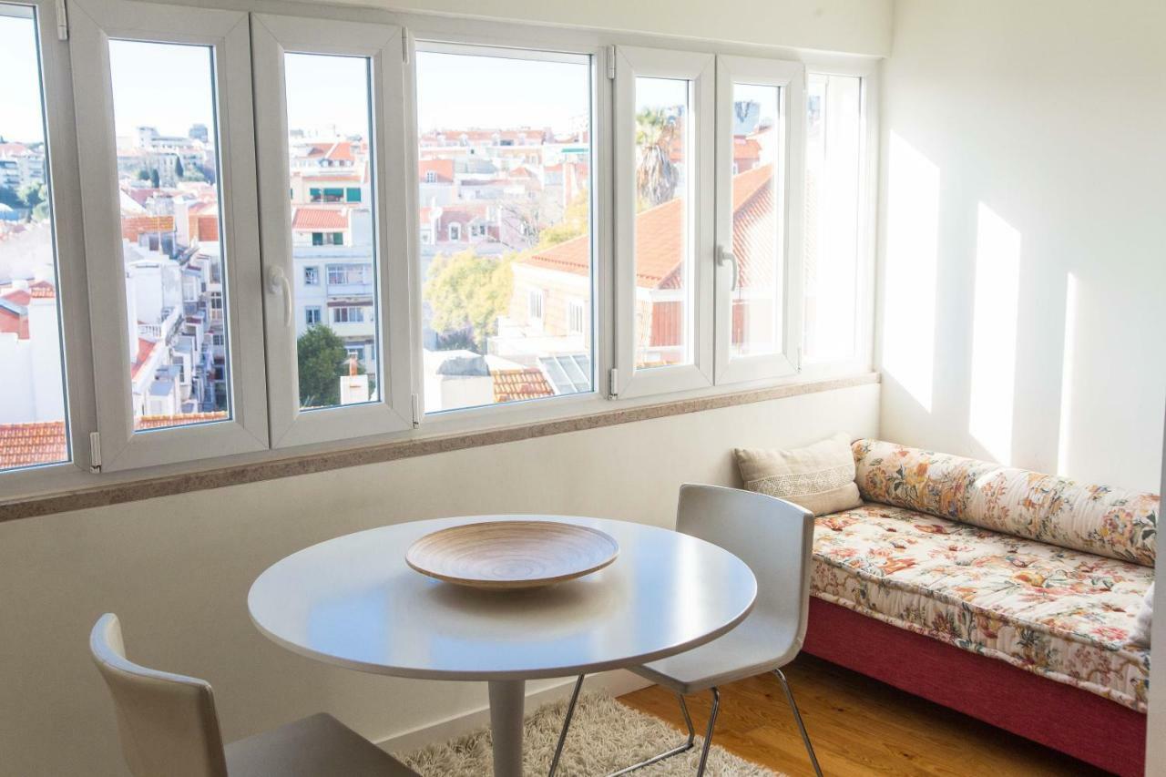 Flh Principe Real With View Apartment Lisbon Luaran gambar